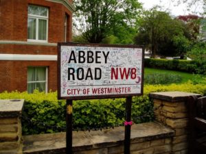 初心者にも分かるビートルズ「Love Me Do」、三種類の違いとその聴き分け方。